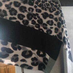 Leopard Print Scarf with Black Stripe